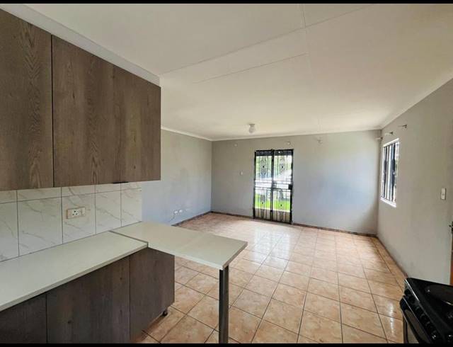2 BEDROOM PROPERTY TO RENT IN ORMONDE
